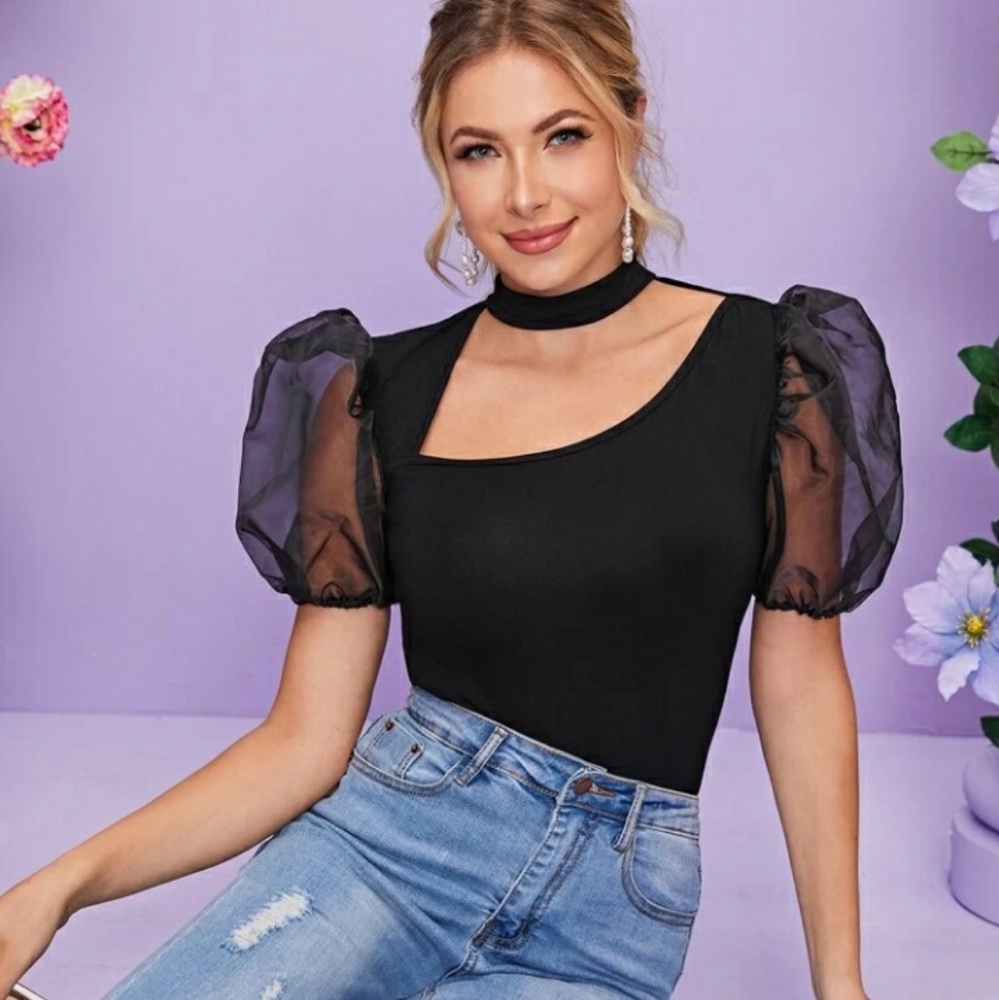 Cutout sheer sleeve tee